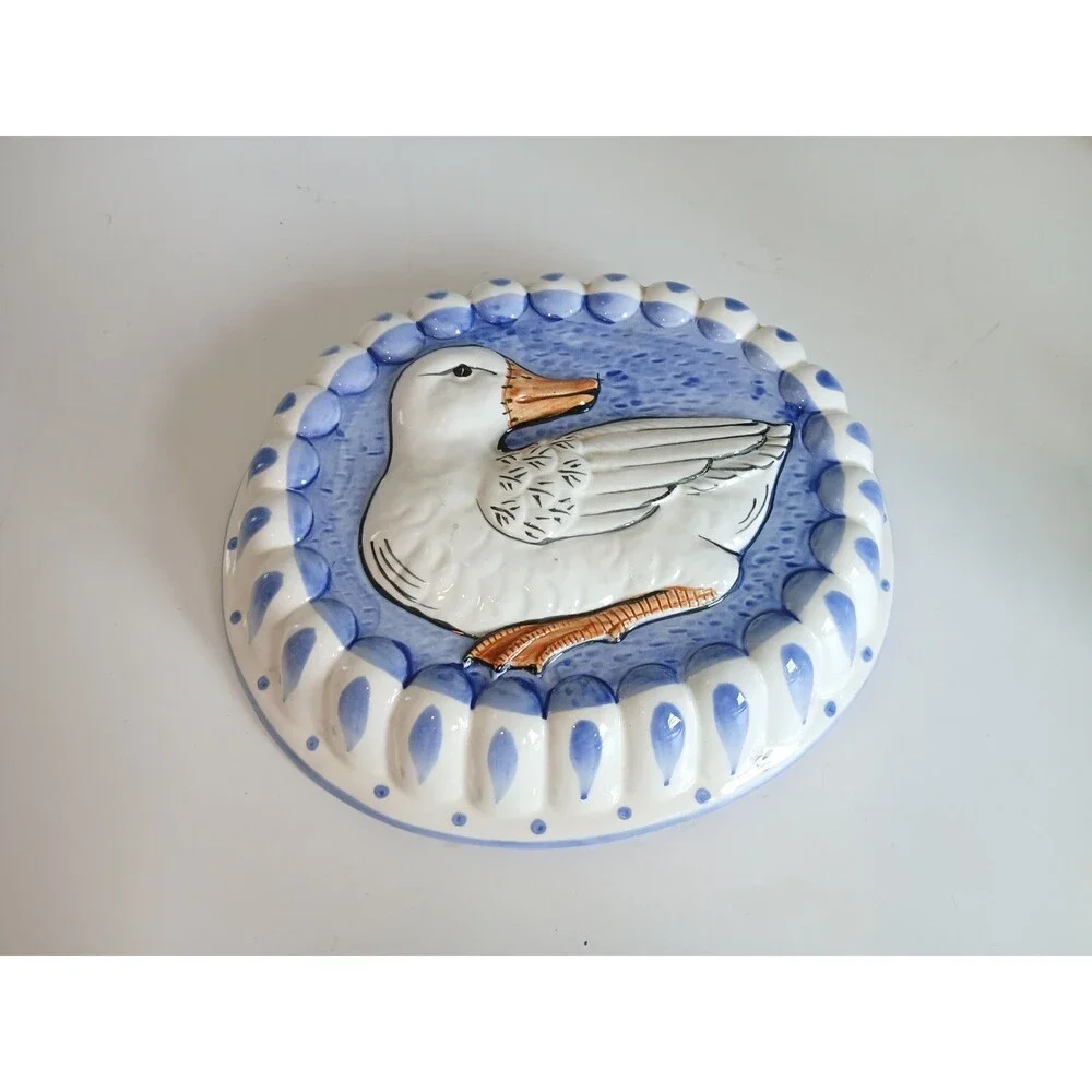 Sigma Tastesetter Goose Pottery Baking Mold Wall Decor Blue White Ceramic Jello